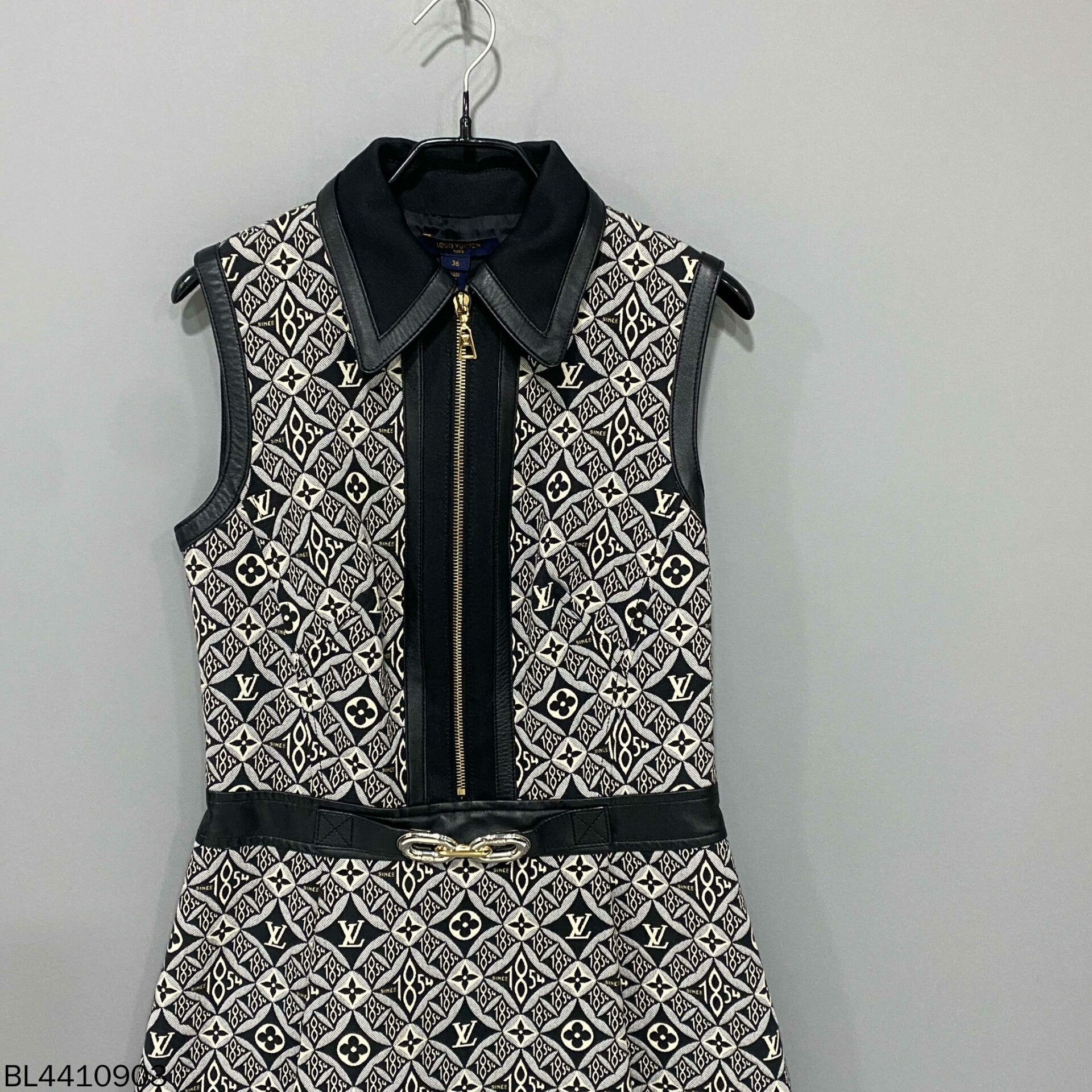 Louis Vuitton 1854 Collection Monogram Print Dress Louis Vuitton Size XS / US 0-2 / IT 36-38 - 2 Thumbnail