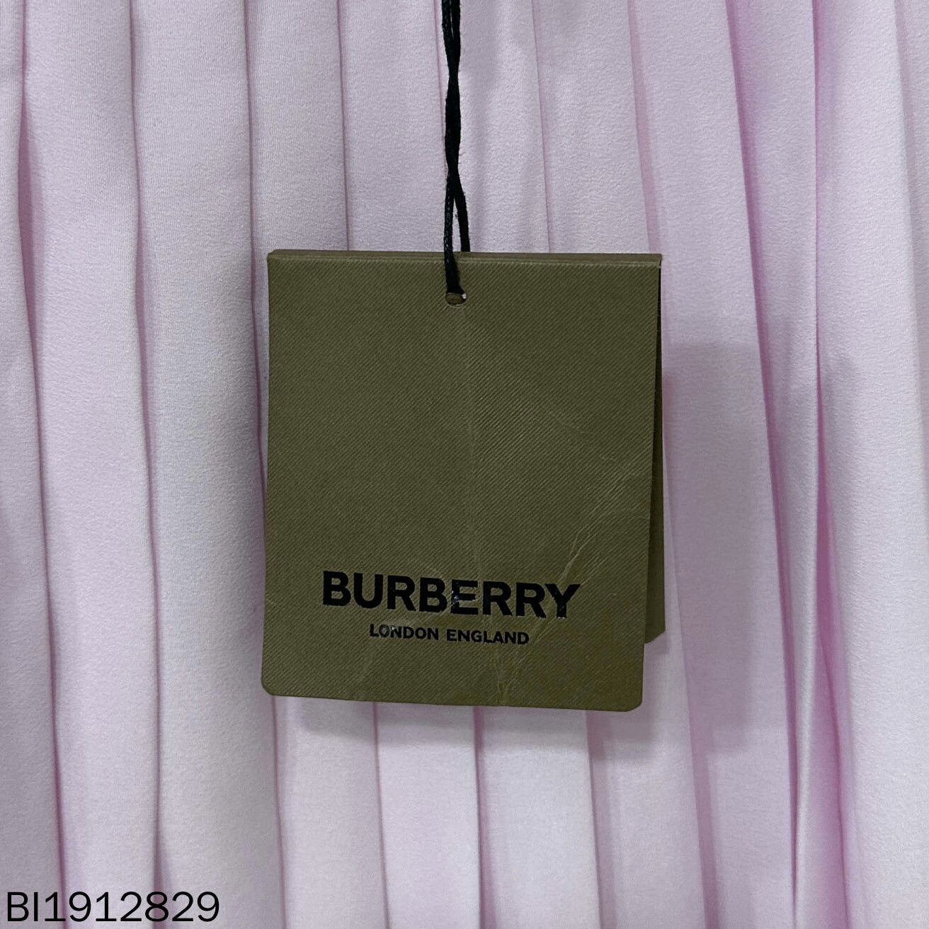Burberry Burberry Pink Pleated Skirt Size 36" / US 14 / IT 50 - 5 Thumbnail