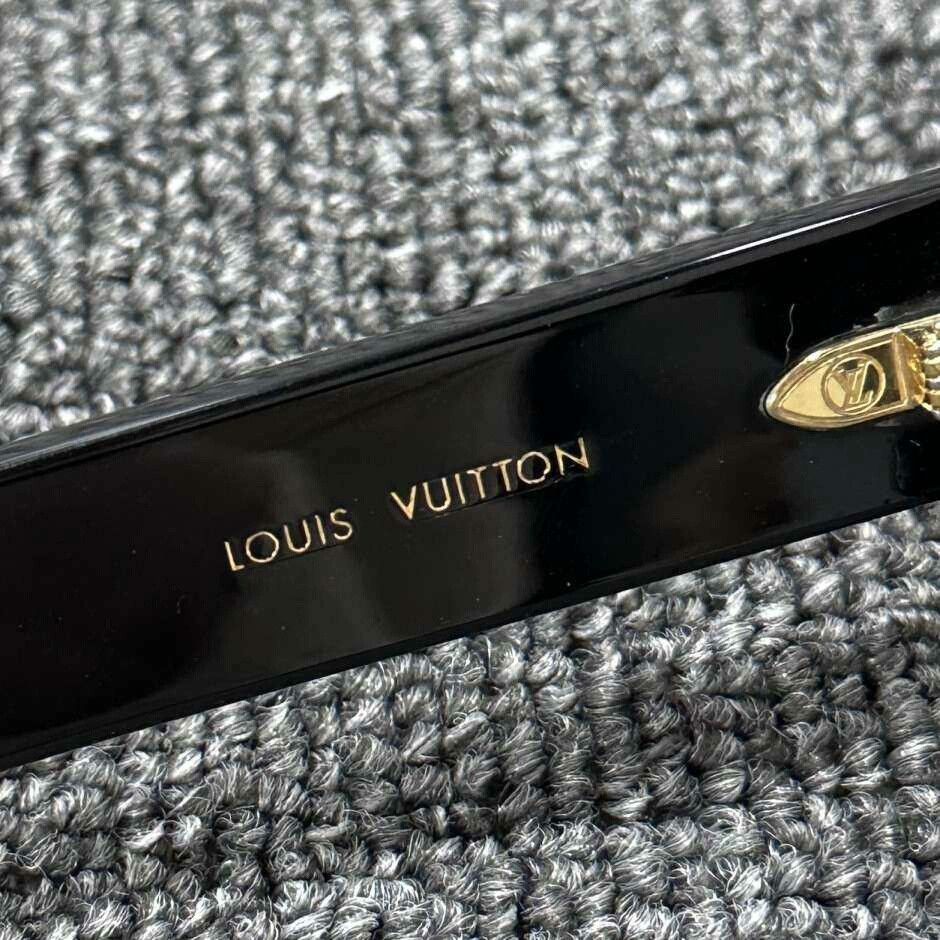 Louis Vuitton Louis Vuitton Metal Logo Sunglasses Size ONE SIZE - 5 Thumbnail