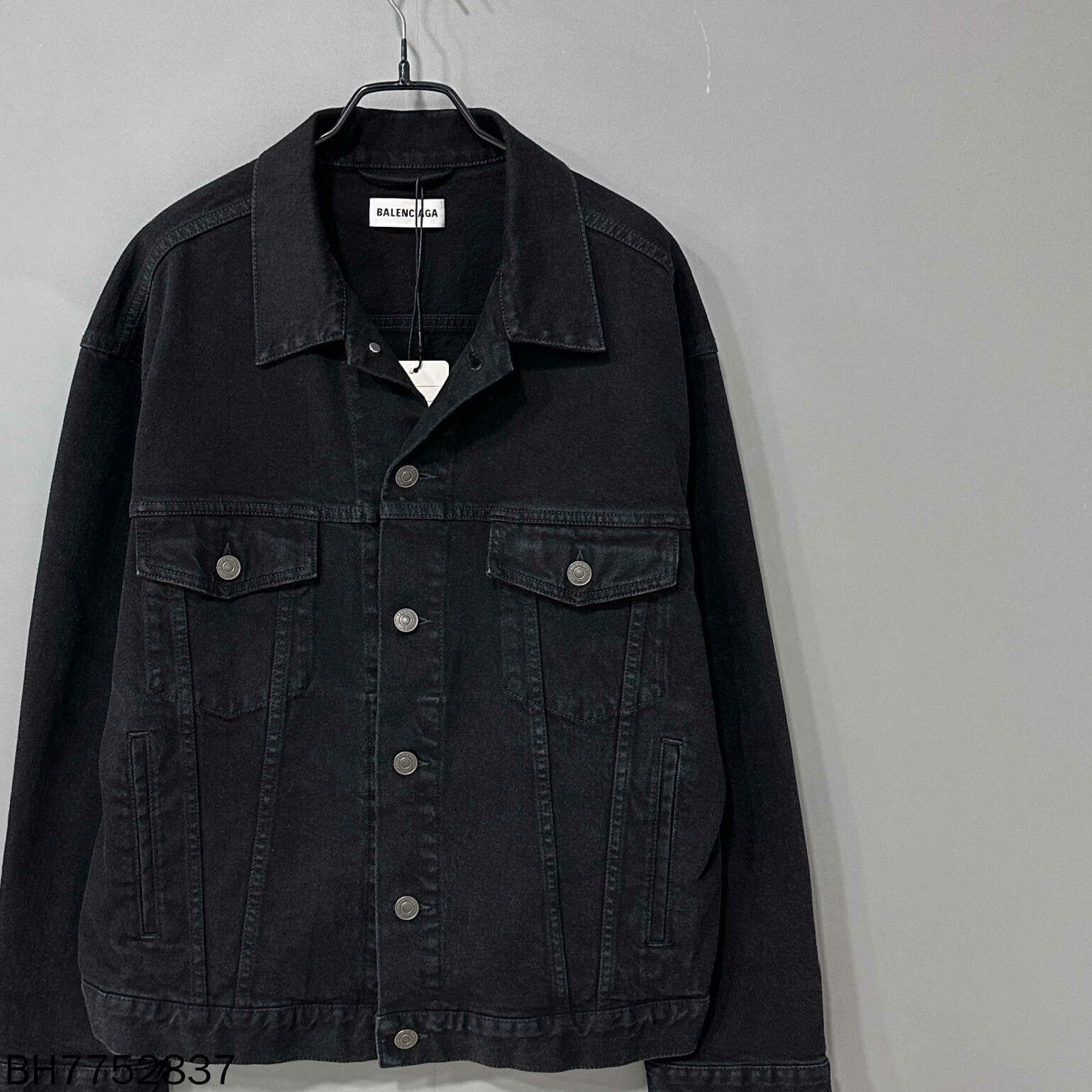 Balenciaga Balenciaga Rhinestone Logo Denim Jacket Size XS / US 0-2 / IT 36-38 - 2 Thumbnail