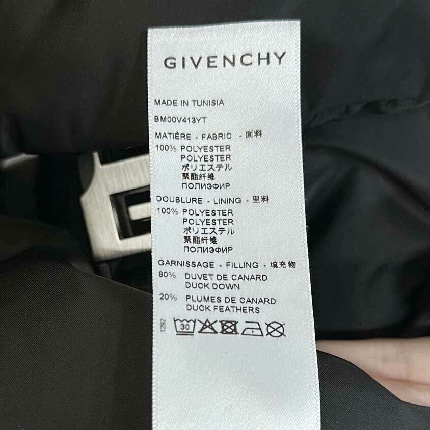 Givenchy Givenchy SS22 Solid Metal Detail Down Vest Size US S / EU 44-46 / 1 - 5 Thumbnail