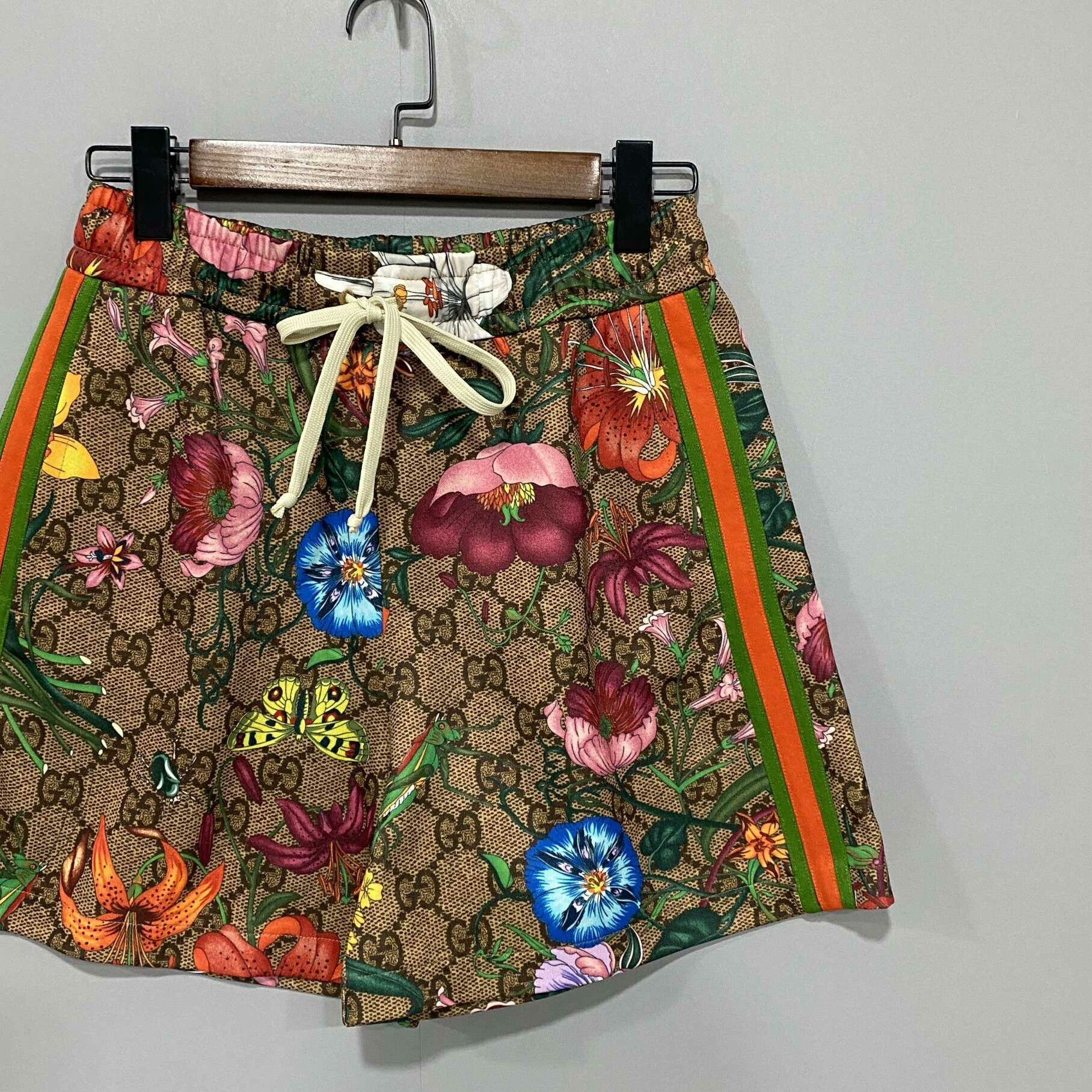 Gucci Gucci Monogram Floral Print Shorts Size 28" / US 6 / IT 42 - 2 Thumbnail