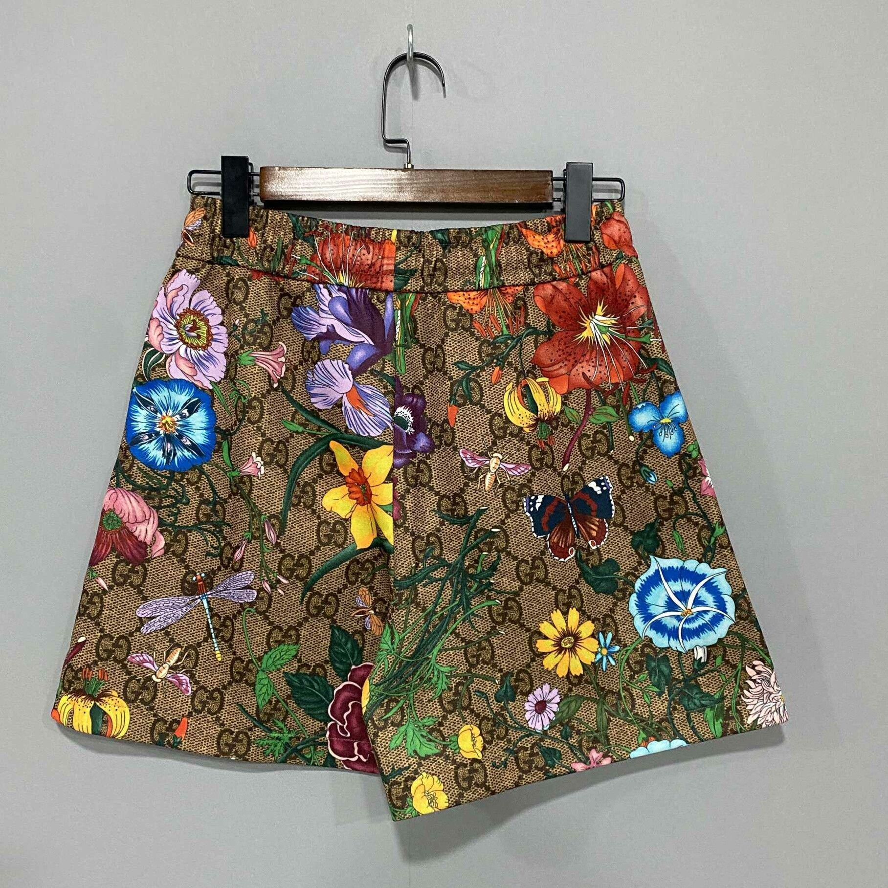 Gucci Gucci Monogram Floral Print Shorts Size 28" / US 6 / IT 42 - 3 Thumbnail