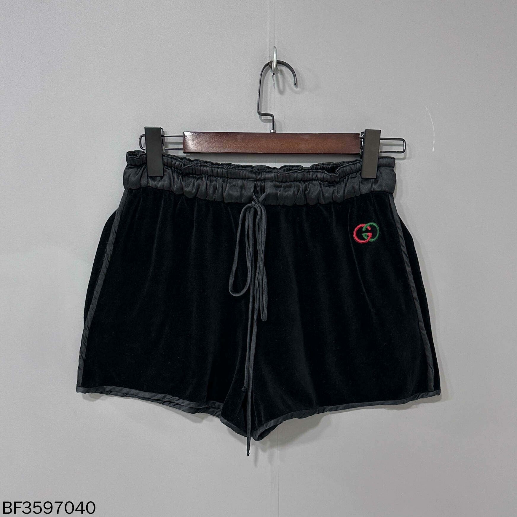 Gucci Gucci Double G Logo Shorts Size US 28 / EU 44 - 2 Thumbnail