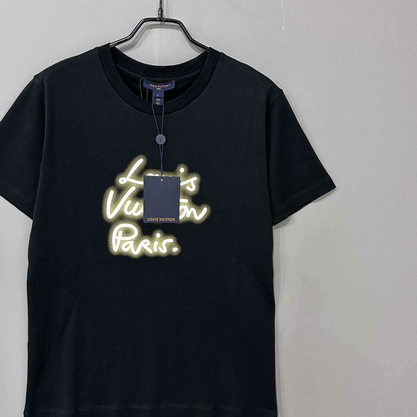 Louis Vuitton Louis Vuitton SS25 Neon Logo T-Shirt Size US L / EU 52-54 / 3 - 2 Thumbnail