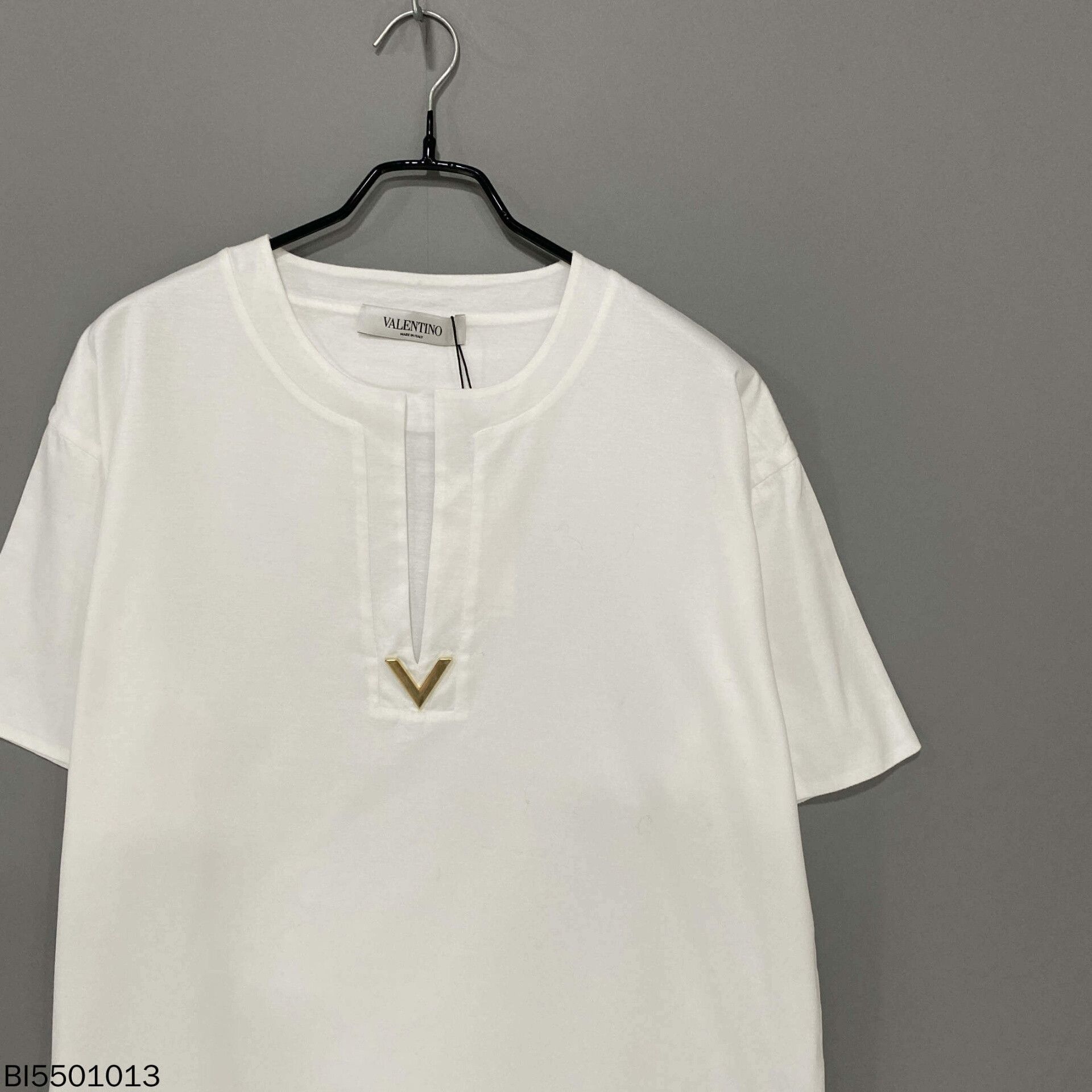 Valentino Valentino Deep V Gold Button Short Sleeve Size XS / US 0-2 / IT 36-38 - 2 Thumbnail