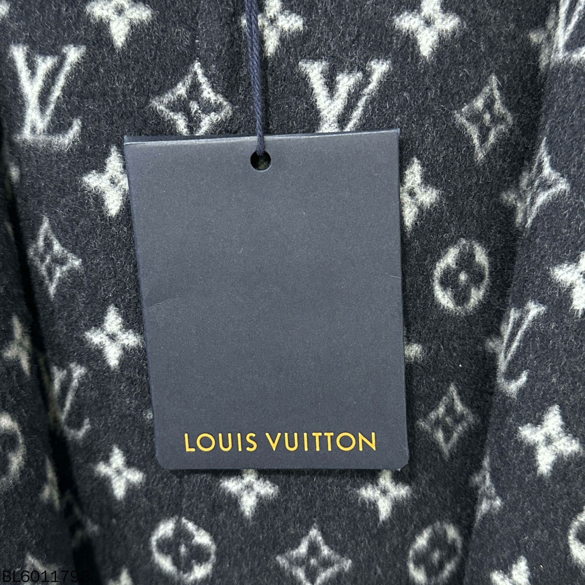 Louis Vuitton Louis Vuitton All-Over Print Long Robe Coat Size XXS / US 00 / IT 34 - 8 Thumbnail