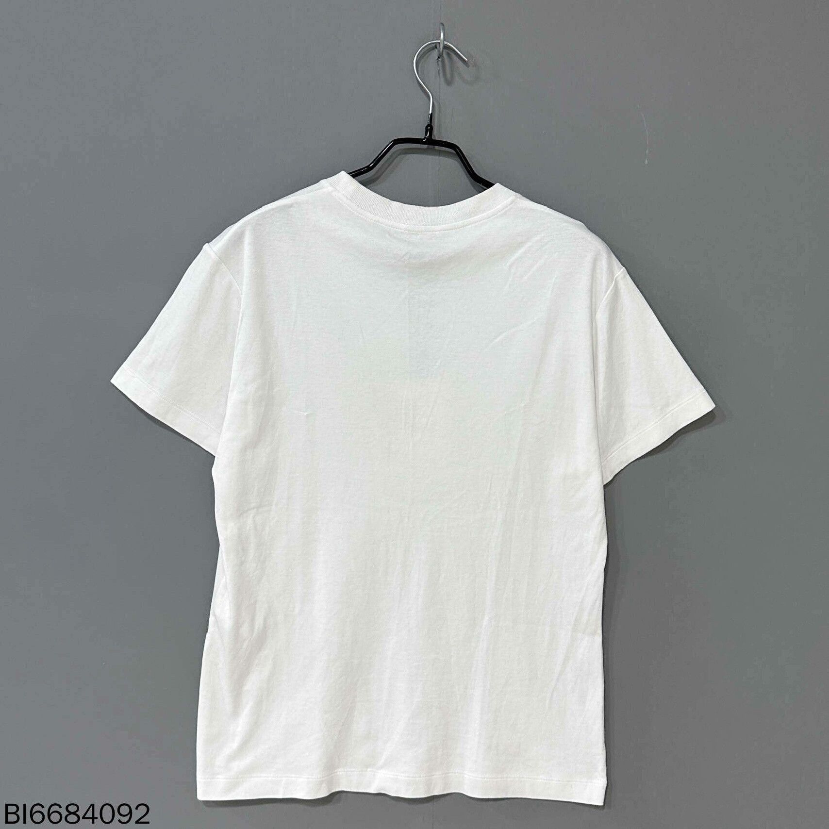 Louis Vuitton Louis Vuitton White Metal Nameplate Short-Sleeve Size US M / EU 48-50 / 2 - 3 Thumbnail