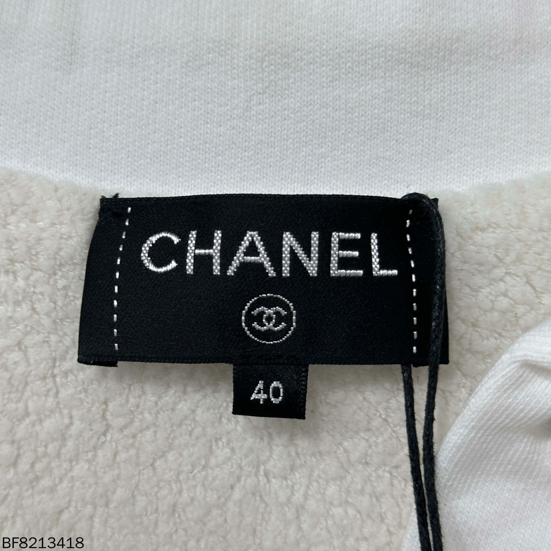 Chanel Chanel Rhinestone Letter Print Pullover Size S / US 4 / IT 40 - 5 Thumbnail