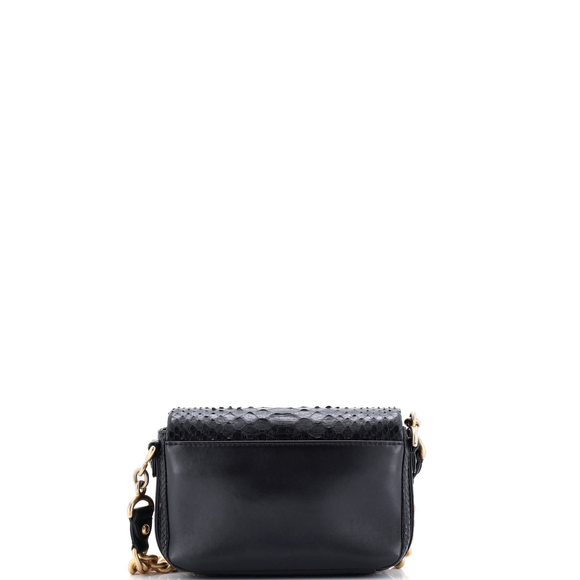 Chanel Rock My Shoulder Flap Bag Size ONE SIZE - 4 Thumbnail