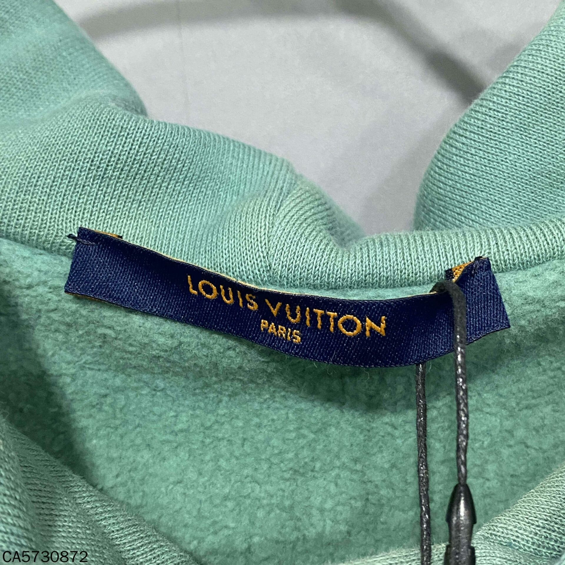 Louis Vuitton Louis Vuitton Lake Blue Pin Hoodie Size US S / EU 44-46 / 1 - 6 Thumbnail