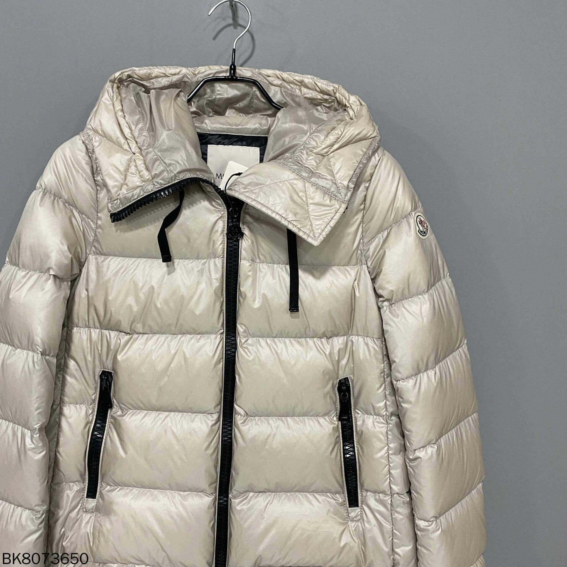 Moncler Moncler Serinde Logo Down Jacket Size S / US 4 / IT 40 - 2 Thumbnail