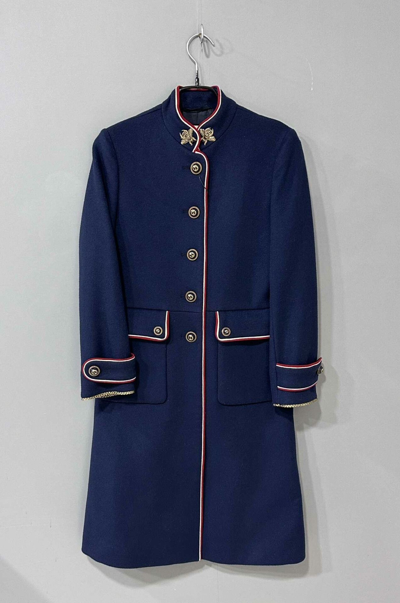 Gucci Gucci Classic Double G Button Bee Coat Size S / US 4 / IT 40 - 2 Thumbnail