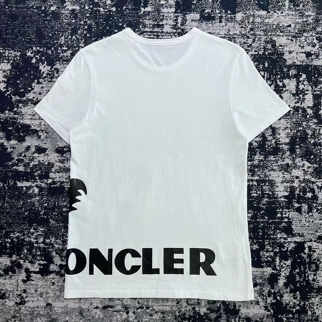Moncler Moncler Logo Print Short-Sleeve T-Shirt Size US M / EU 48-50 / 2 - 5 Thumbnail