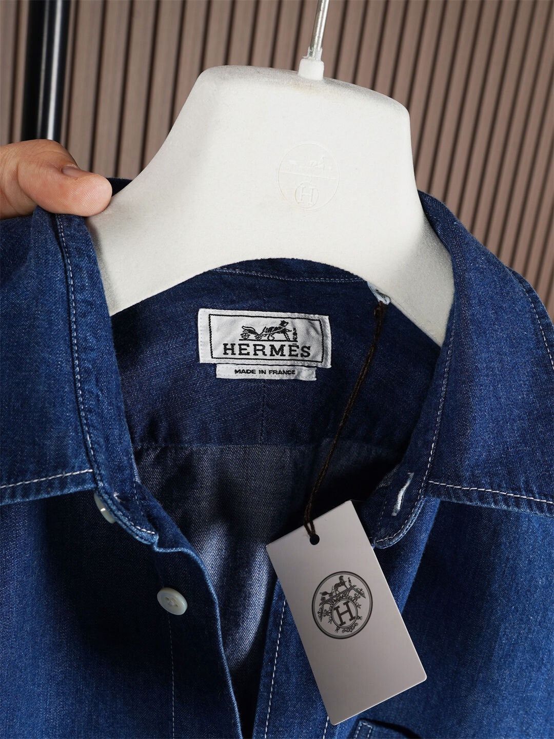 Hermes Hermes Men's Blue Denim Shirt Size US M / EU 48-50 / 2 - 3 Thumbnail