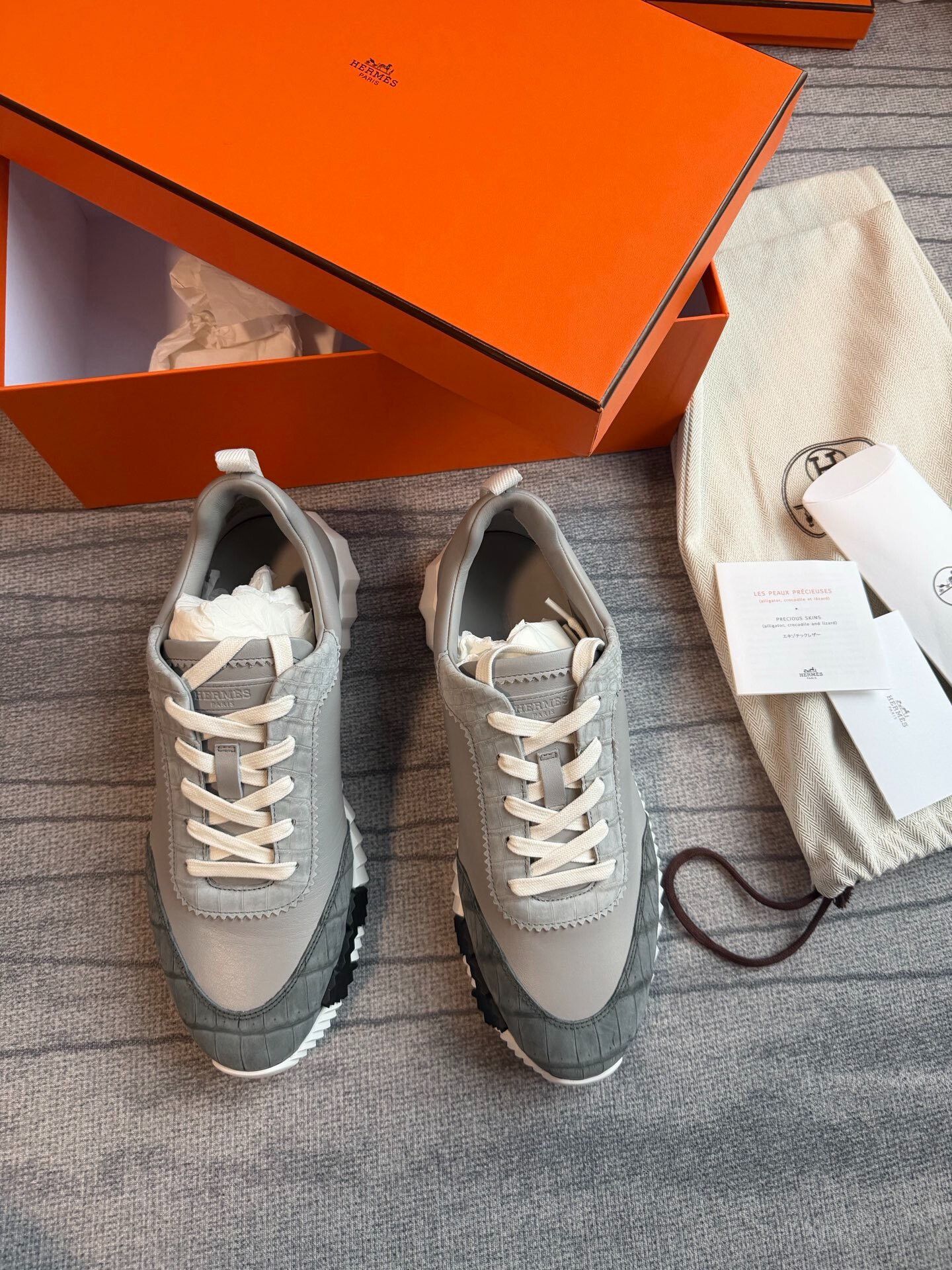 Hermes Hermes Men's Bouncing Sneakers in Gray Size US 8.5 / EU 41-42 - 2 Thumbnail