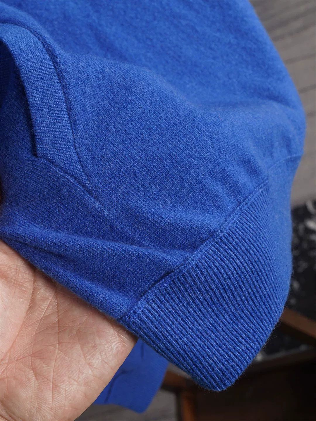 LVC Louis Vuitton Men's Hooded Cashmere Sweater Size US L / EU 52-54 / 3 - 6 Thumbnail