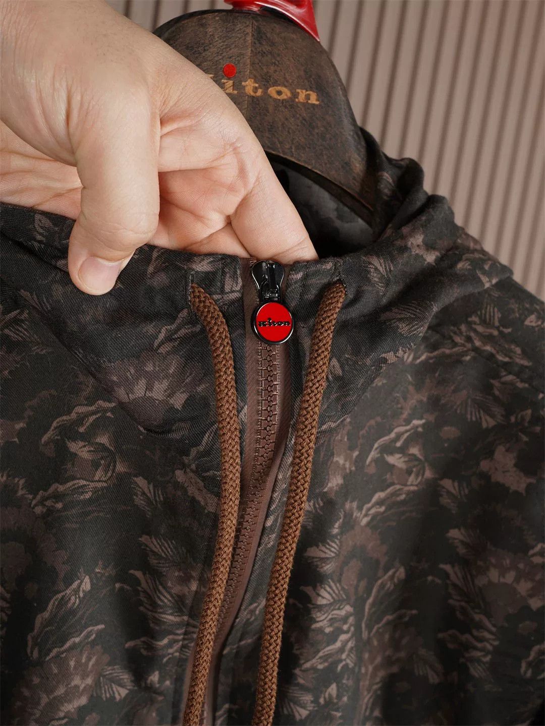 Kiton Kiton Cotton Hooded Jacket Sale Size US S / EU 44-46 / 1 - 4 Thumbnail