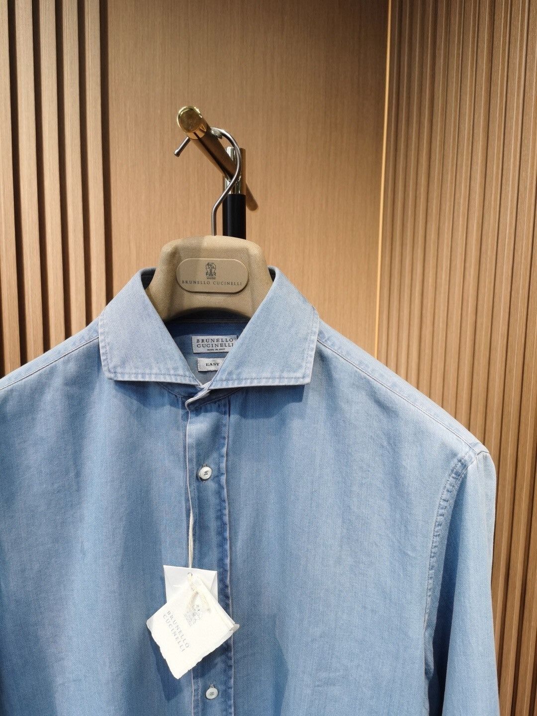 Brunello Cucinelli Brunello Cucinelli Denim Shirt for Fall/Winter Size US M / EU 48-50 / 2 - 2 Thumbnail