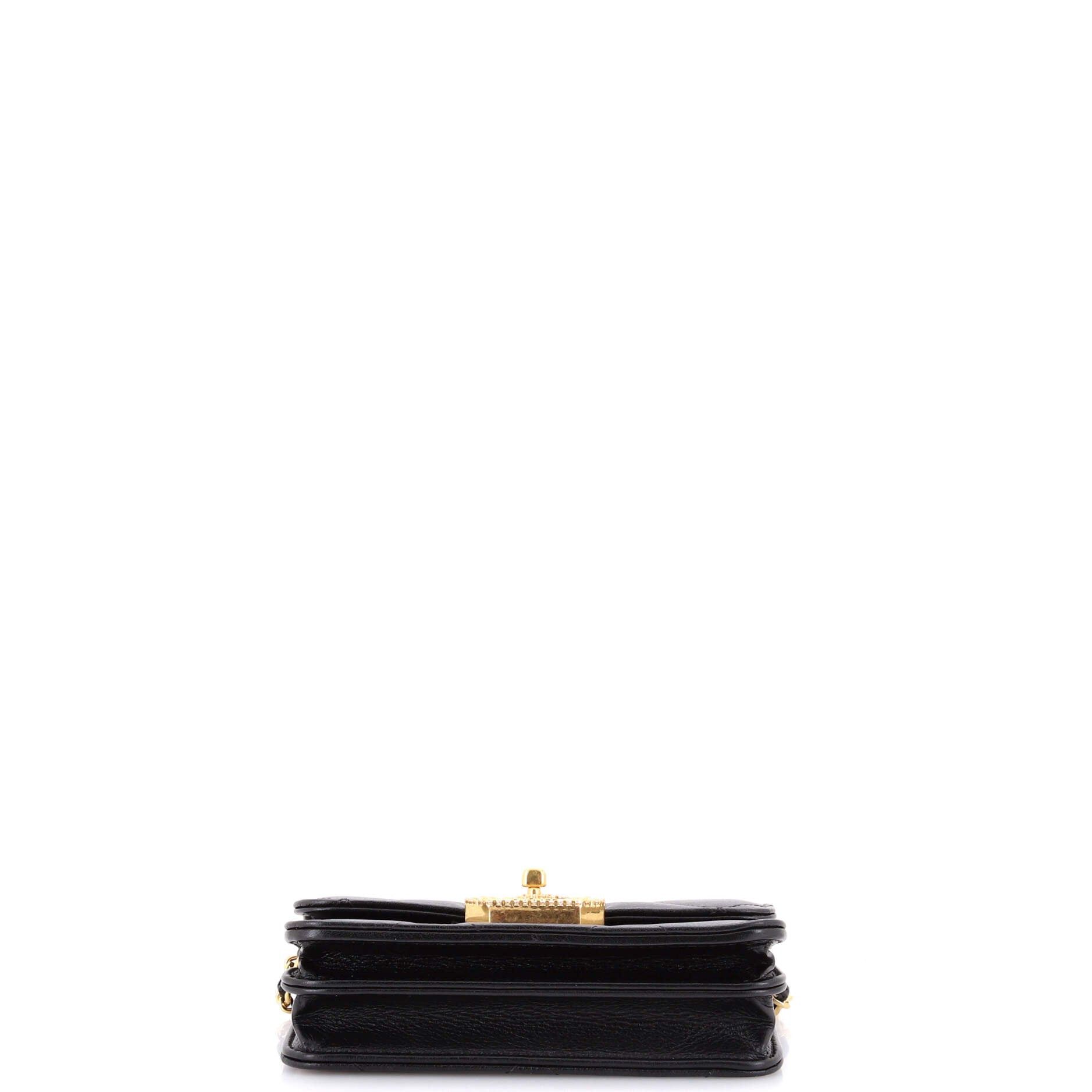 Chanel Crystal Geometric Frame CC Clutch with Chain Size ONE SIZE - 4 Thumbnail
