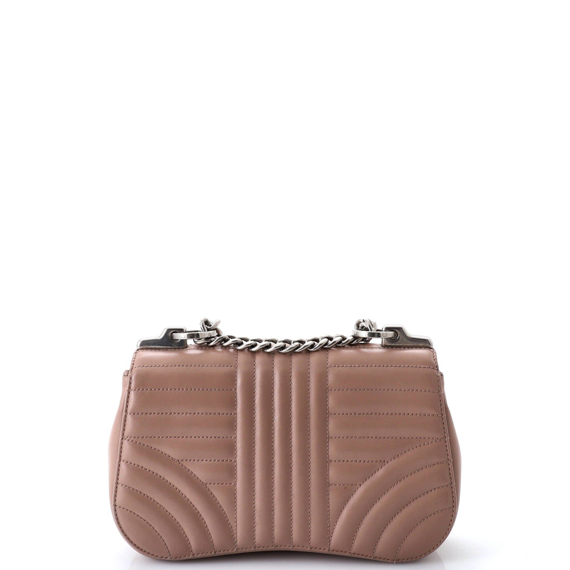 Prada Curved Flap Chain Shoulder Bag Size ONE SIZE - 3 Thumbnail
