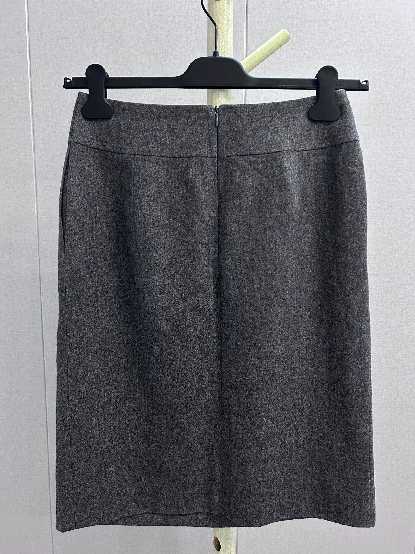 Celine Celine Gray Wool Skirt with Golden Detail Size 42" / US 20 - 2 Thumbnail