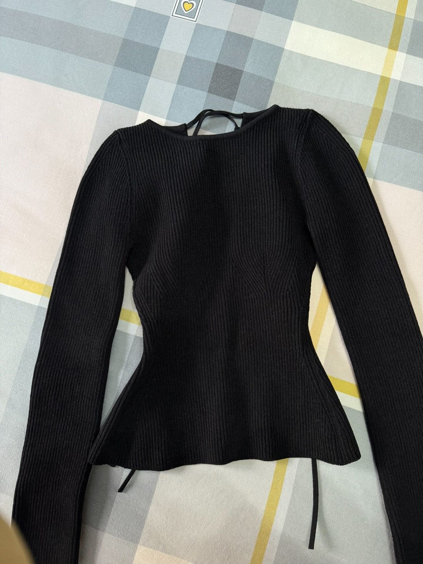 KHAITE Khaite Ribbed Knit Top with Back Tie Size M / US 6-8 / IT 42-44 - 2 Thumbnail