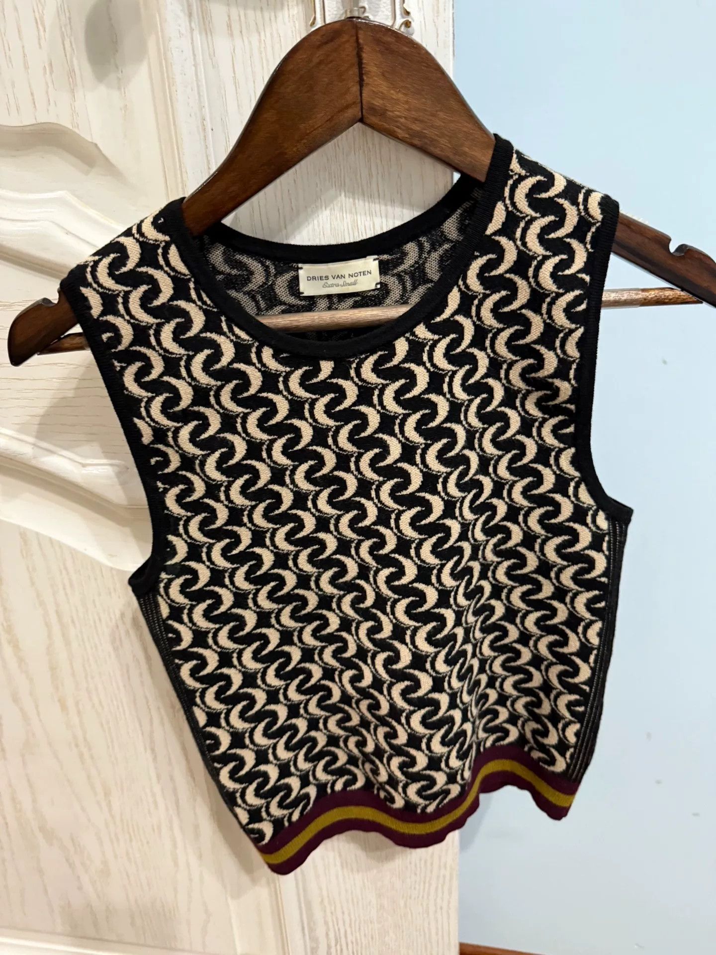 Dries Van Noten Dries Van Noten Knit Vest for Women Size XS / US 0-2 / IT 36-38 - 2 Thumbnail