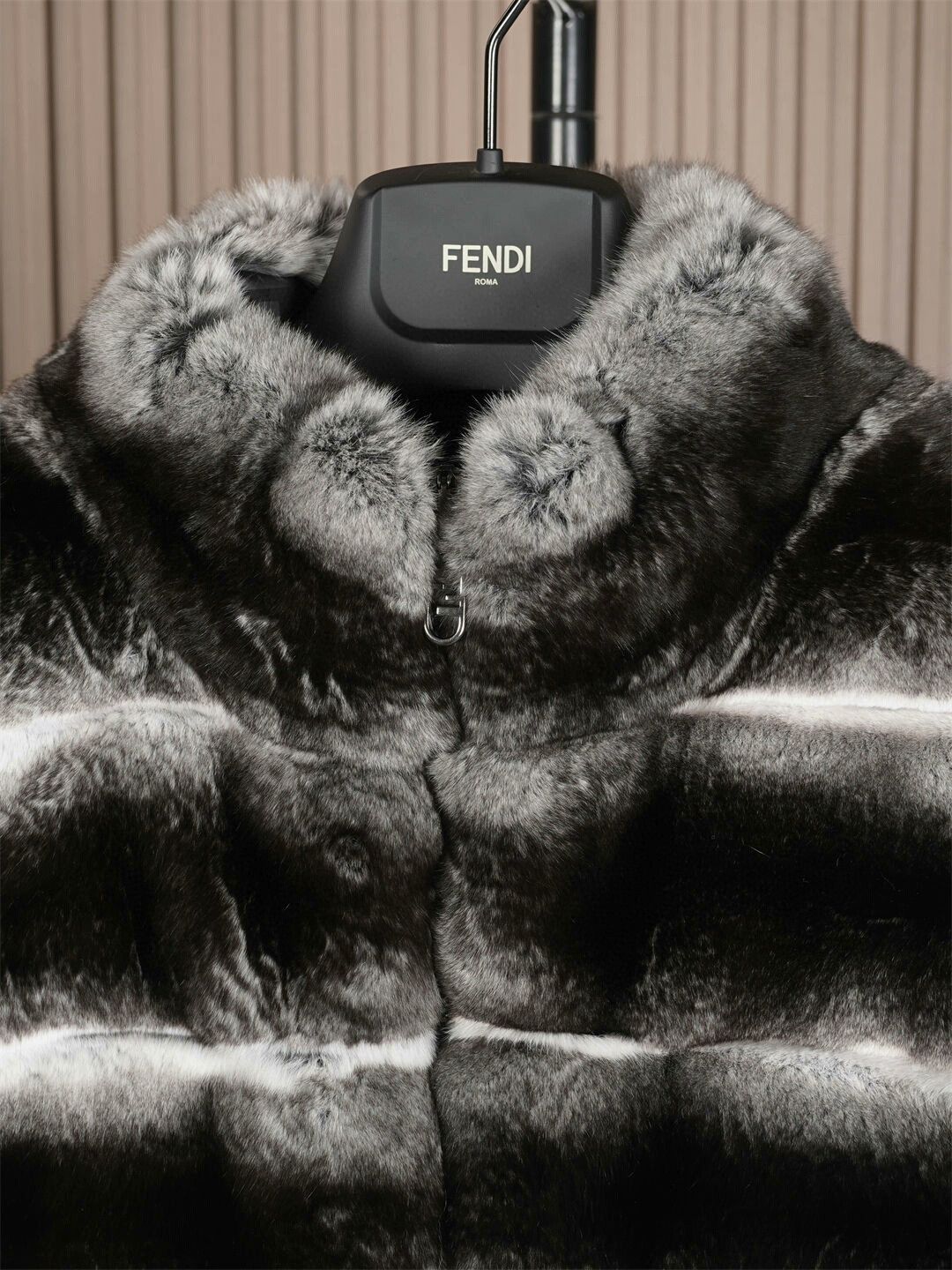 Fendi Fendi Men's Fur Down Jacket Size US M / EU 48-50 / 2 - 4 Thumbnail