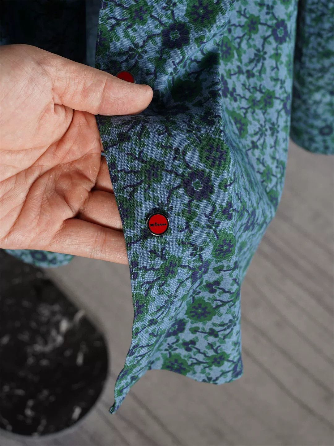Kiton Kiton Cotton Hoodie with Enamel Buttons Size US M / EU 48-50 / 2 - 6 Thumbnail