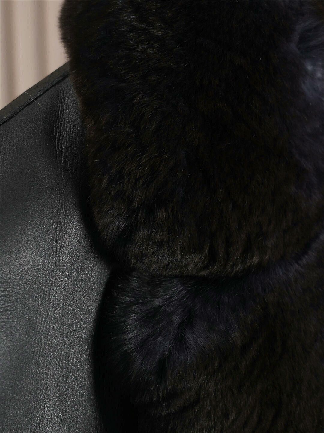 Kiton Black Shearling Leather Coat with Fur Collar Size US M / EU 48-50 / 2 - 8 Thumbnail