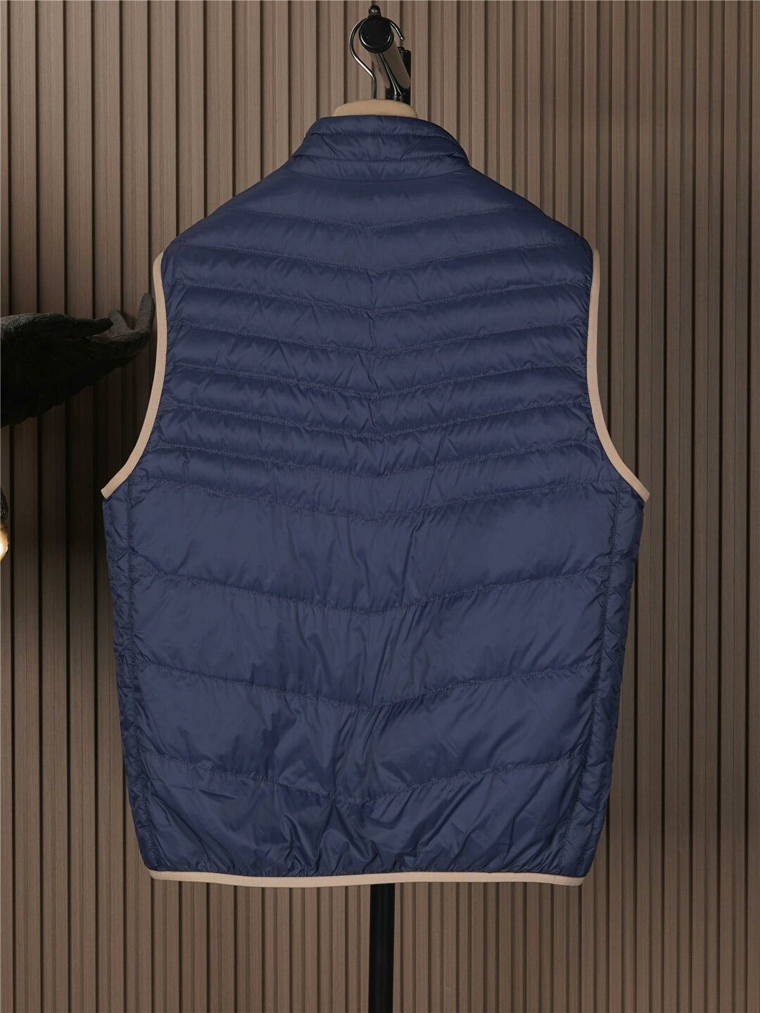 Brunello Cucinelli Brunello Cucinelli Men's Down Vest Size US XL / EU 56 / 4 - 2 Thumbnail