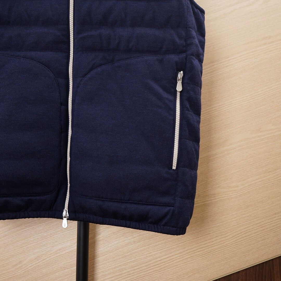 Brunello Cucinelli Brunello Cucinelli Down Vest for Men Size US S / EU 44-46 / 1 - 6 Thumbnail