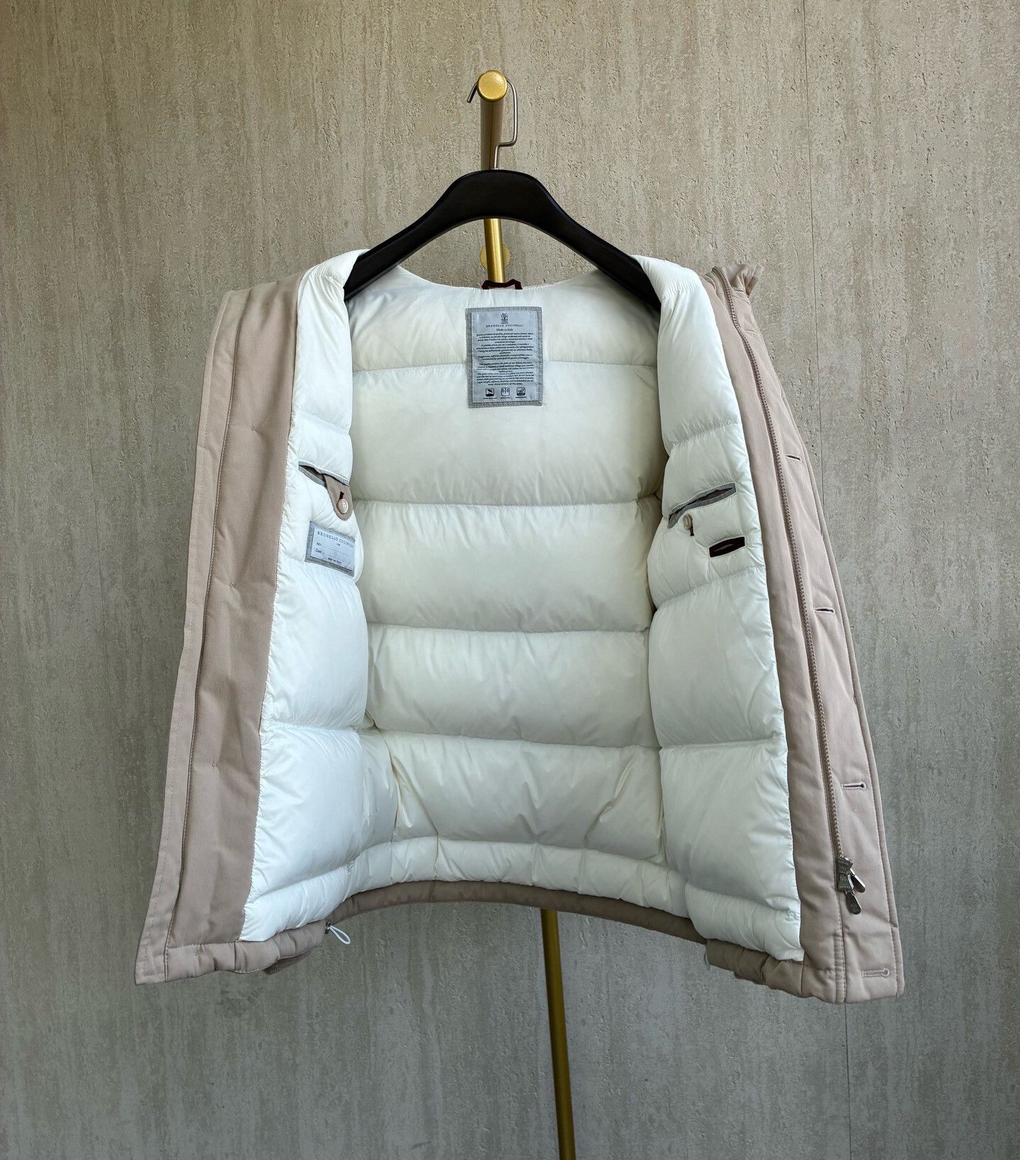 Brunello Cucinelli Brunello Cucinelli Beige Down Jacket Size US M / EU 48-50 / 2 - 3 Thumbnail