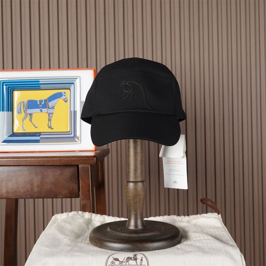 Hermes Hermes Baseball Cap with Leather Detail Size ONE SIZE - 2 Thumbnail