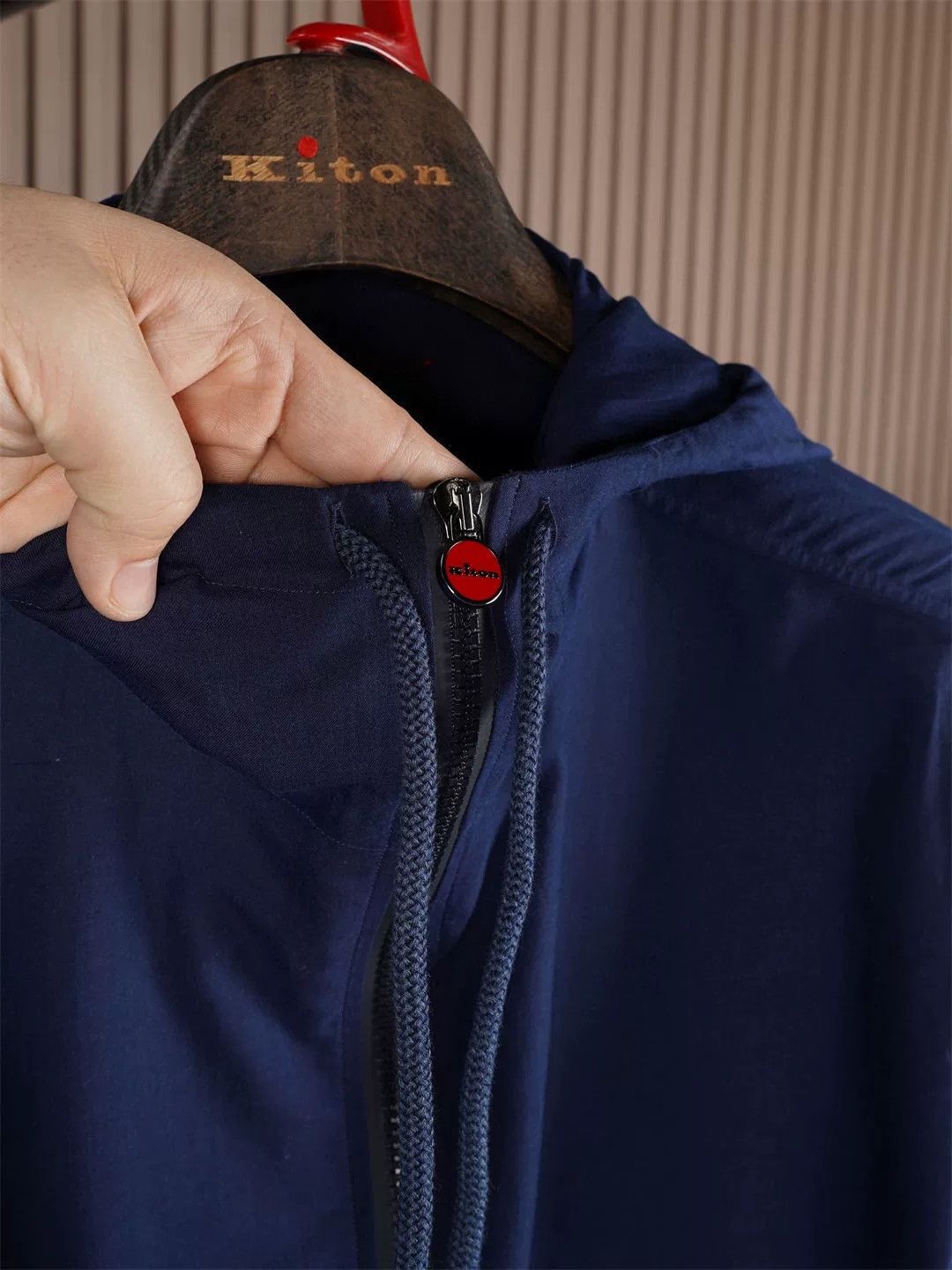 Kiton Kiton Navy Cotton Hooded Jacket Size US M / EU 48-50 / 2 - 5 Thumbnail
