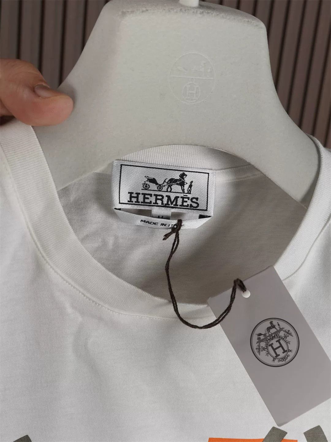 Hermes Hermes Men's White Short Sleeve T-Shirt Size US M / EU 48-50 / 2 - 2 Thumbnail