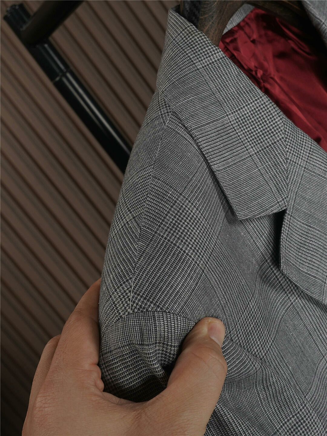 Brunello Cucinelli Brunello Cucinelli Men's Gray Plaid Suit Size US M / EU 48-50 / 2 - 4 Thumbnail
