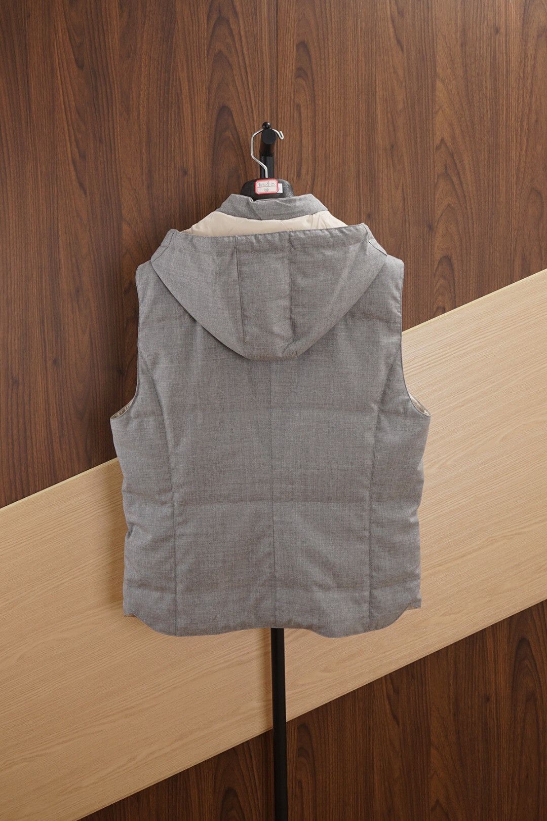 Brunello Cucinelli Brunello Cucinelli Down Vest with Hood Size US M / EU 48-50 / 2 - 2 Thumbnail