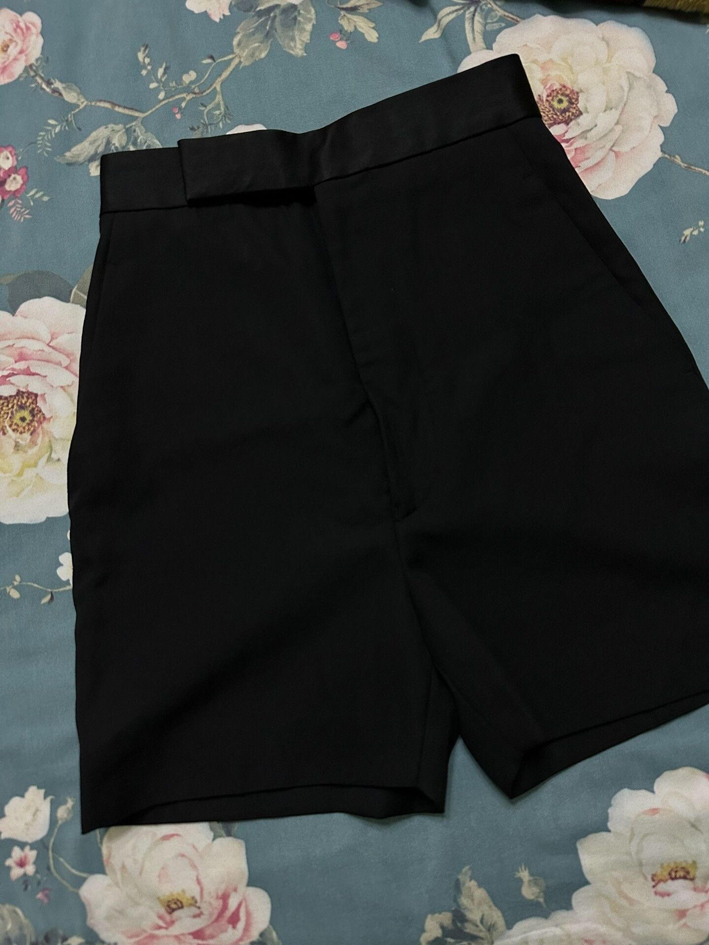 Haider Ackermann Haider Ackermann Women's Black Shorts Size 22" - 9 Thumbnail