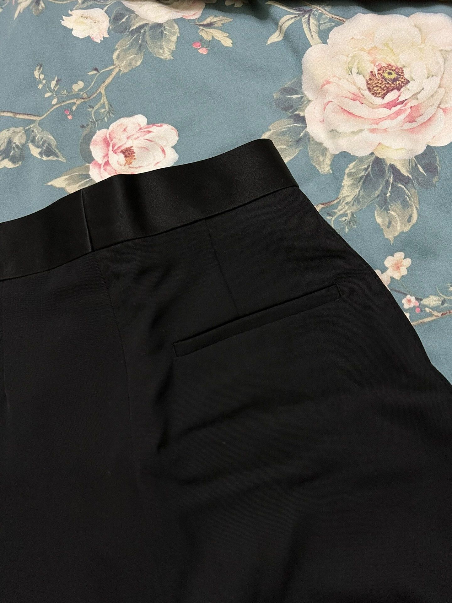 Haider Ackermann Haider Ackermann Women's Black Shorts Size 22" - 4 Thumbnail
