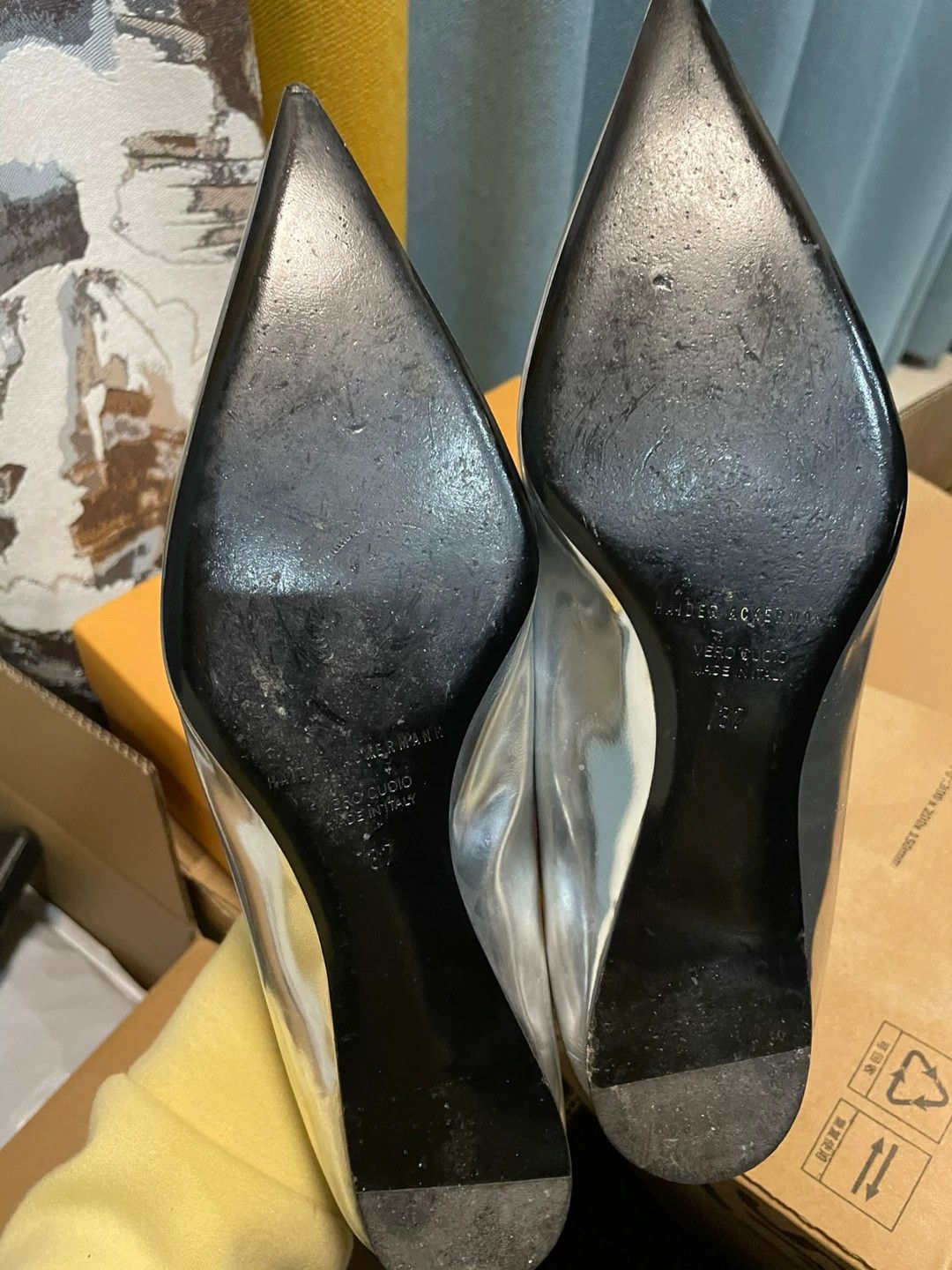 Haider Ackermann Silver Pointed Toe Flats by Haider Ackermann Size US 6 / IT 36 - 4 Thumbnail