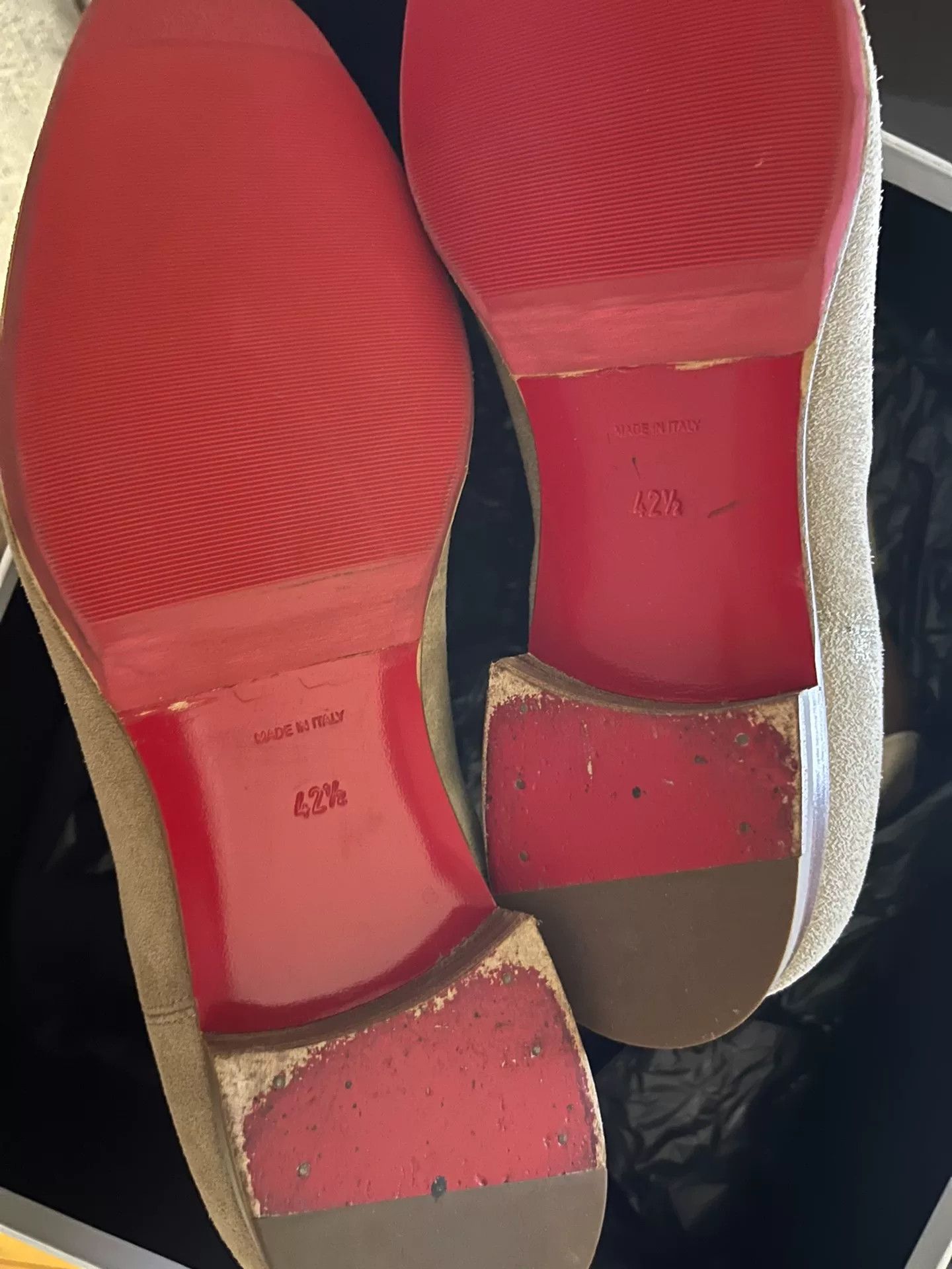 Christian Louboutin Christian Louboutin Beige Suede Chelsea Boots Size US 11.5 / IT 41.5 - 2 Thumbnail