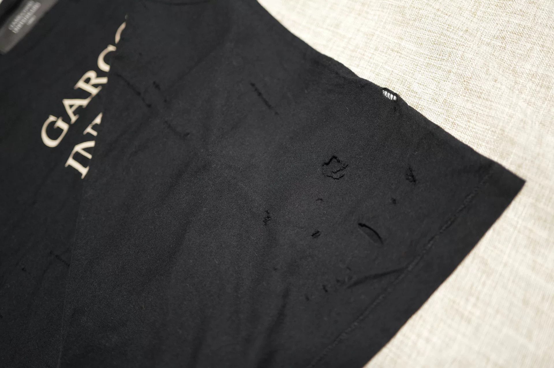 GARCONS INFIDELES Garcons Infideles Distressed T-Shirt Size US S / EU 44-46 / 1 - 5 Thumbnail