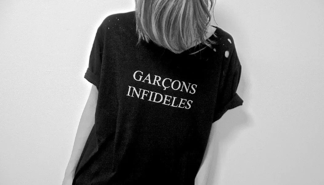 GARCONS INFIDELES Garcons Infideles Distressed T-Shirt Size US S / EU 44-46 / 1 - 8 Thumbnail