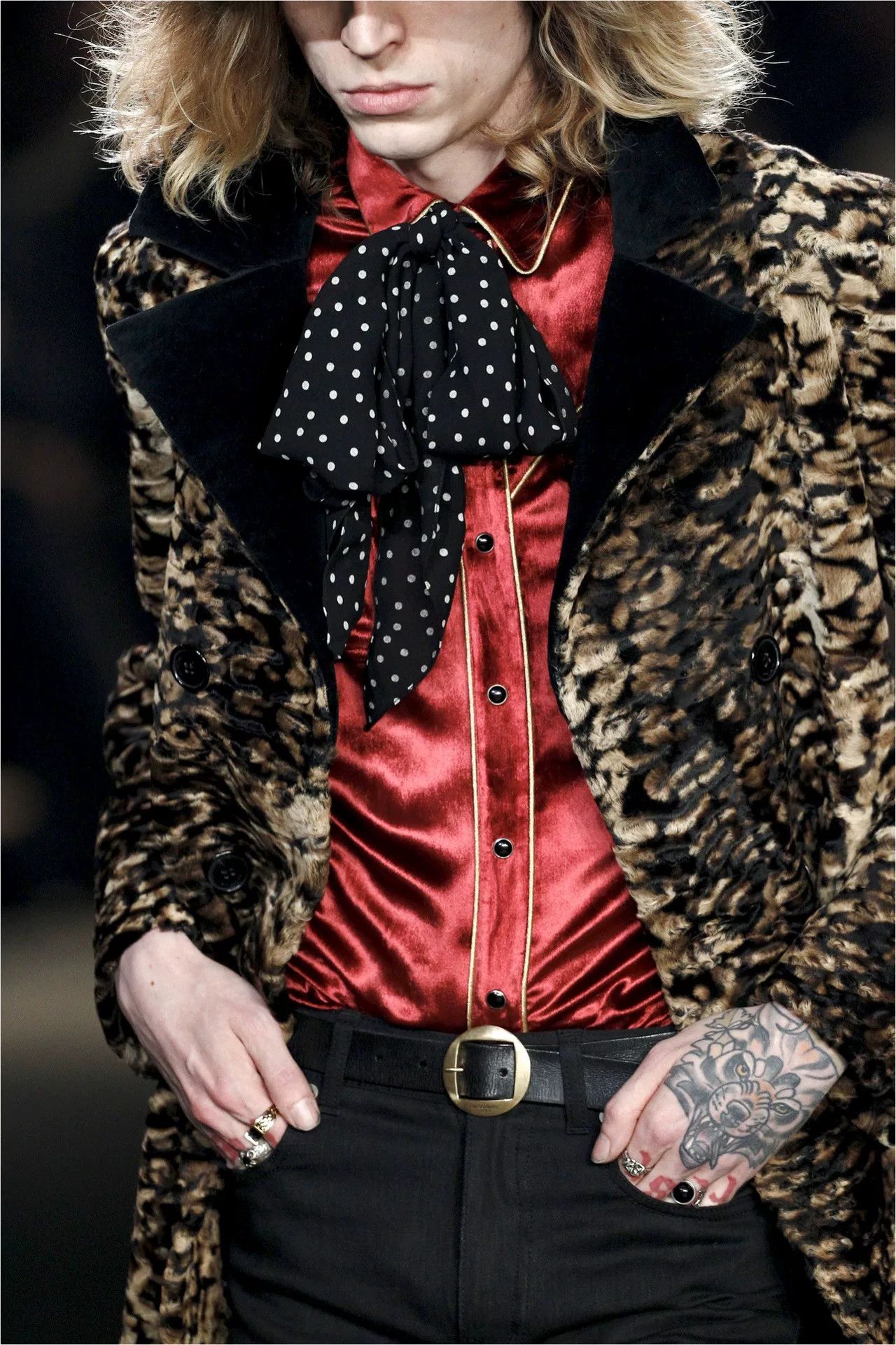 Saint Laurent Paris Saint Laurent Black Red Polka Dot Bow Tie Size ONE SIZE - 4 Thumbnail