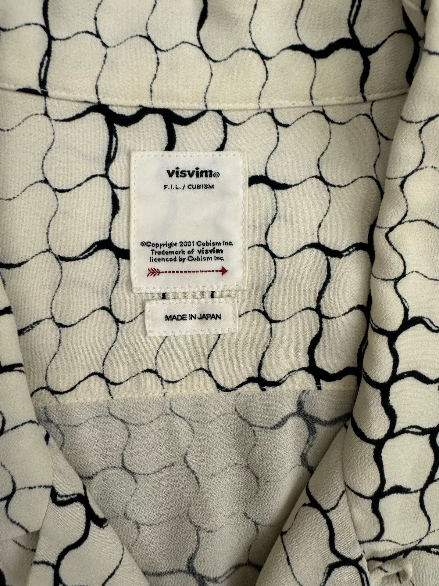 Visvim VISVIM White Snake Skin Short Sleeve Shirt Size US L / EU 52-54 / 3 - 2 Thumbnail