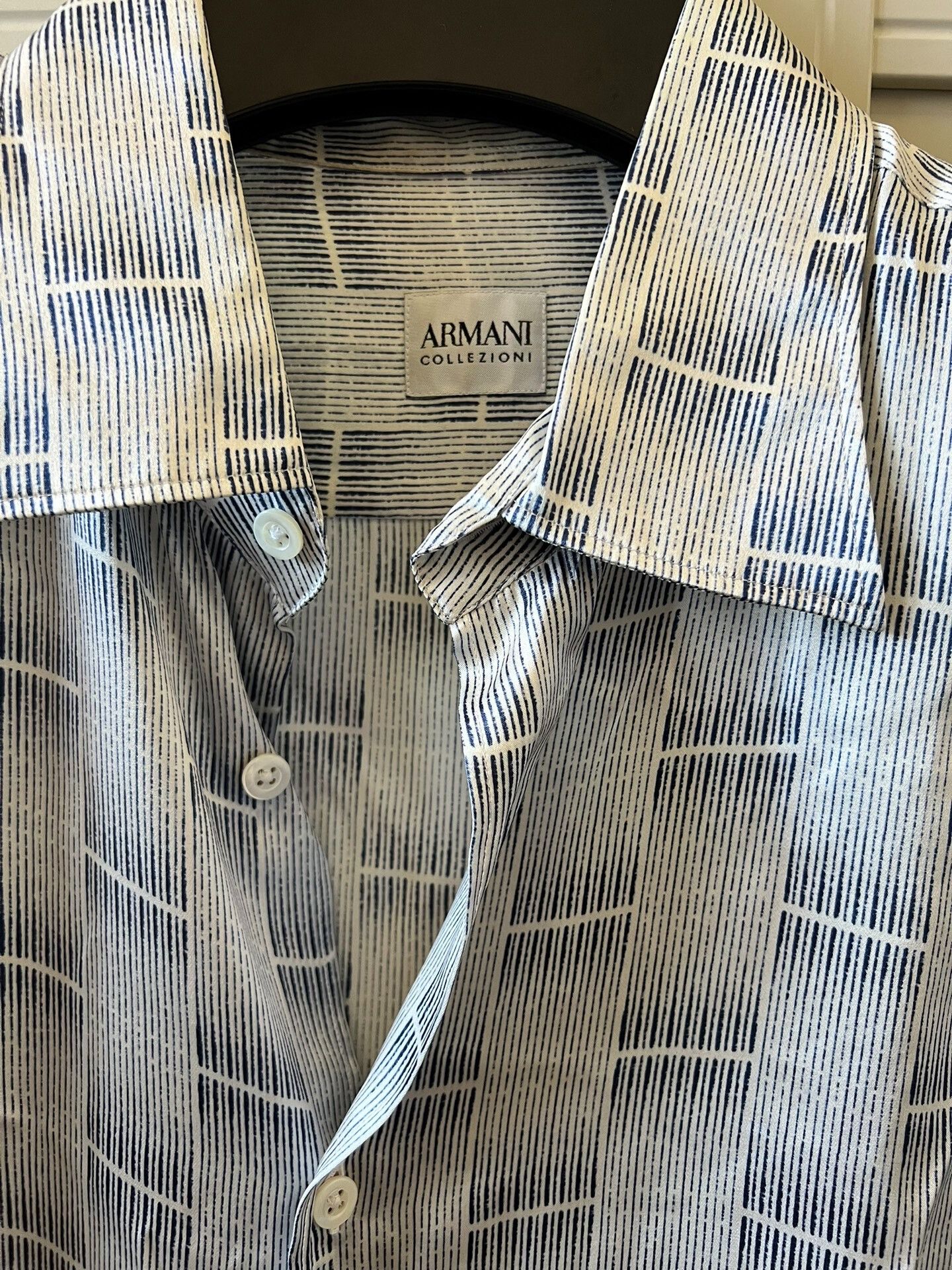 Armani Armani Silk Shirt with Unique Pattern Size L / US 10 / IT 46 - 4 Thumbnail