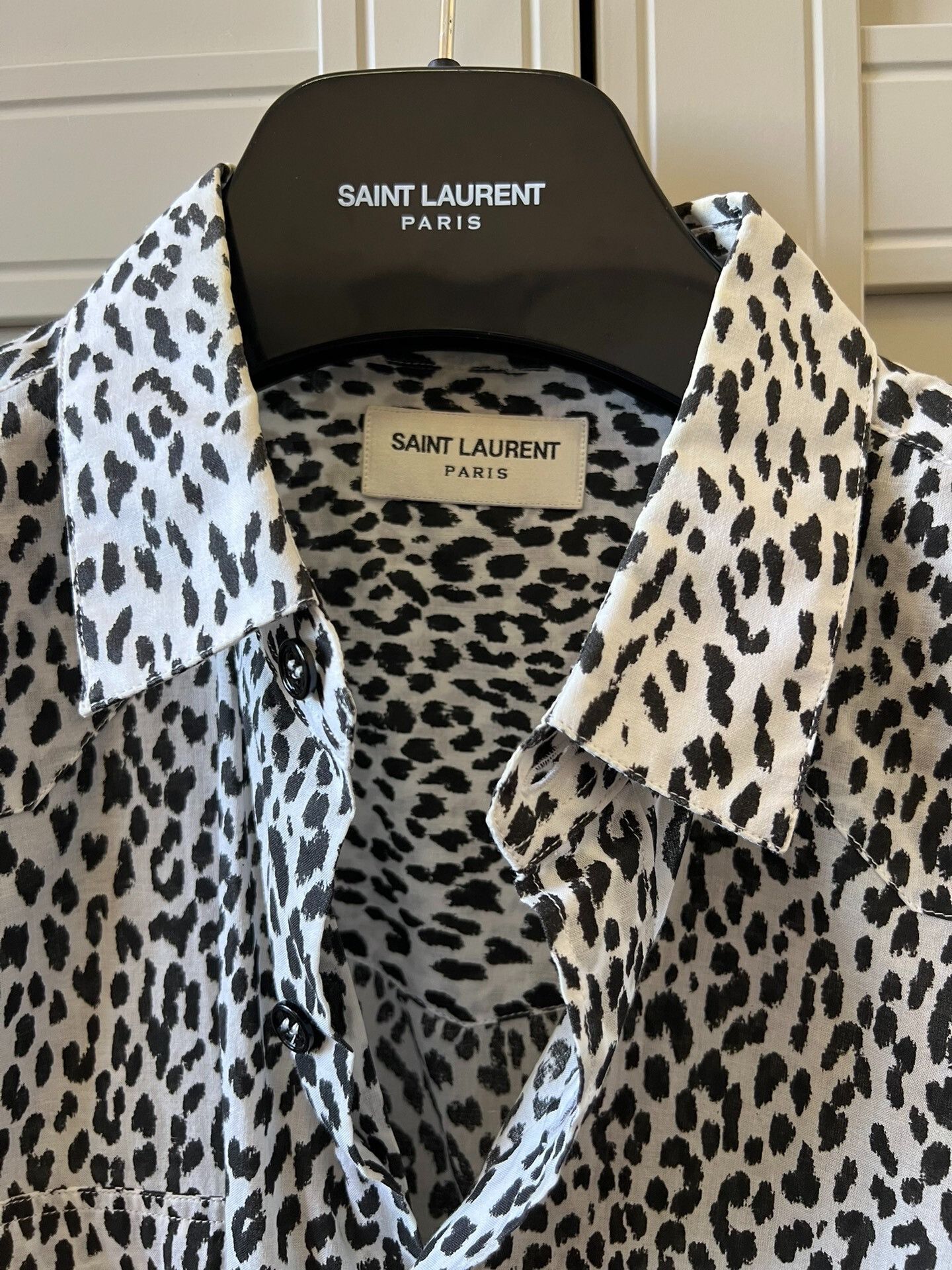 Saint Laurent Paris Saint Laurent White Leopard Print Shirt Size US M / EU 48-50 / 2 - 3 Thumbnail