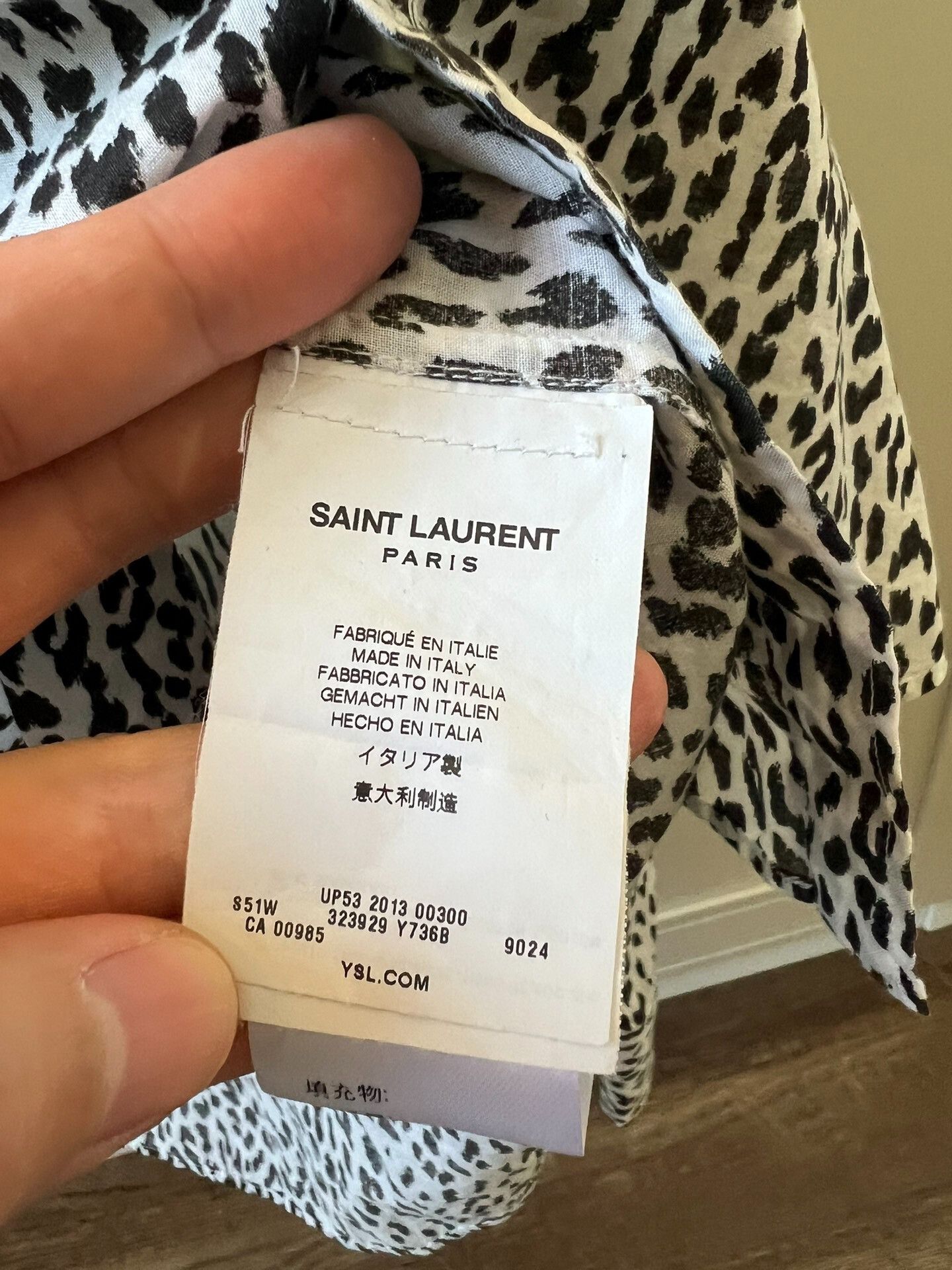 Saint Laurent Paris Saint Laurent White Leopard Print Shirt Size US M / EU 48-50 / 2 - 5 Thumbnail